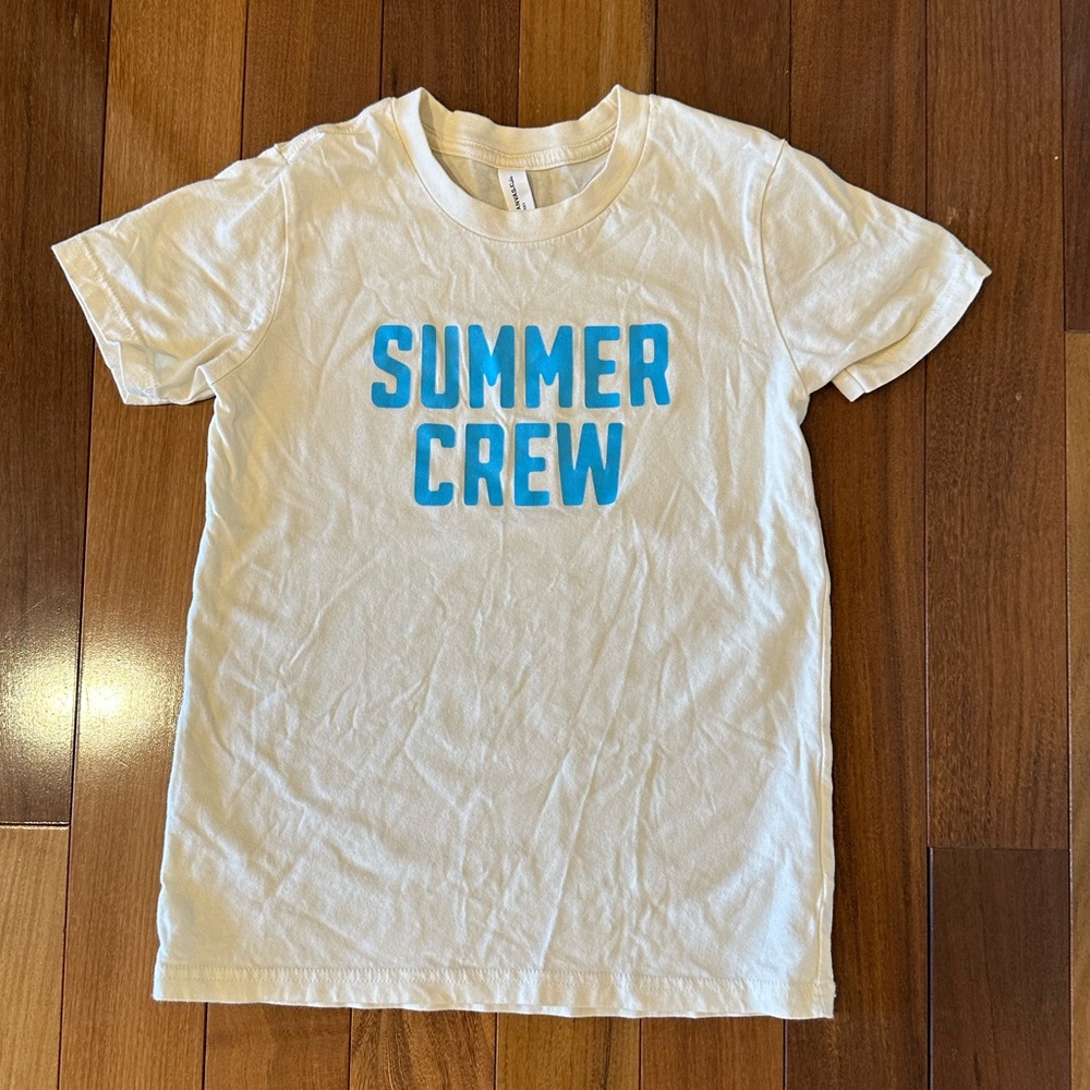 Boys Summer crew shirt size medium